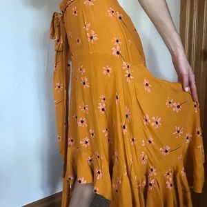 Anthropologie yellow high waisted flowy skirt